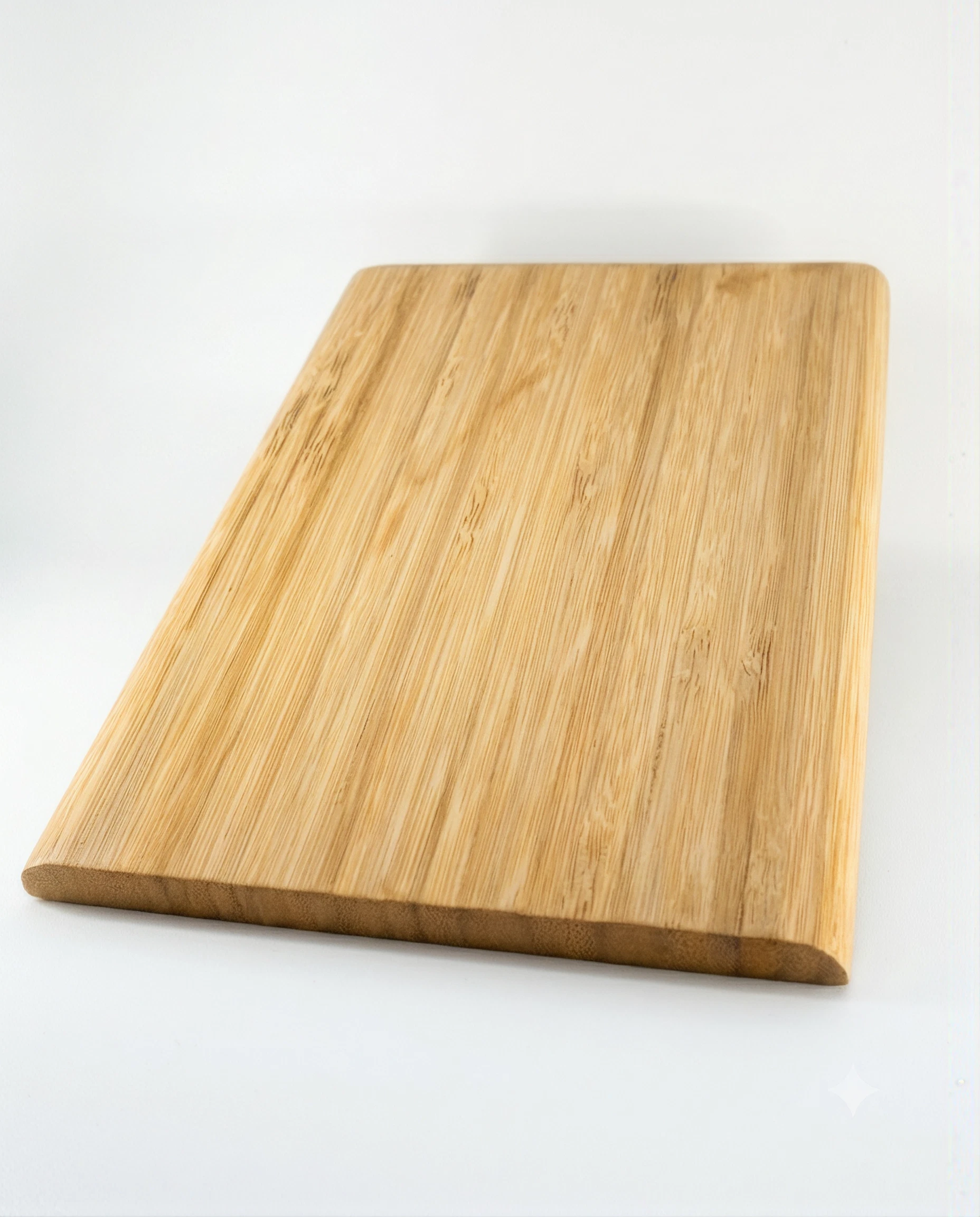 Cutting board made of laminated bamboo with a natural finish, produced at the Java Bamboo Lamina factory